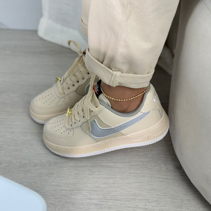 NIKE AIR FORCE ONE BEIGE