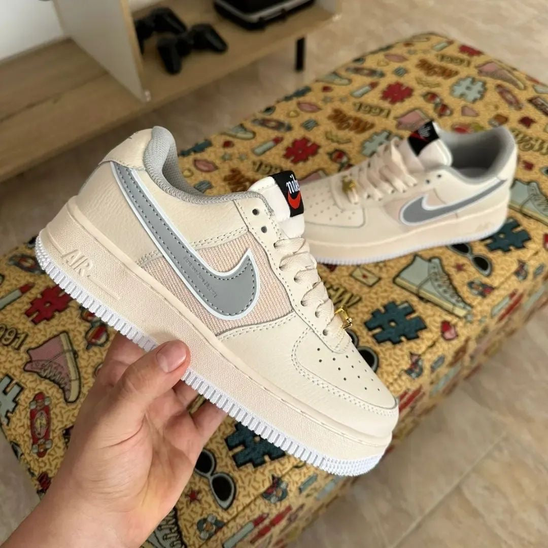 NIKE AIR FORCE ONE BEIGE