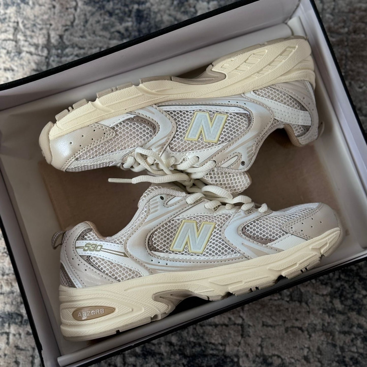 NEW BALANCE 530 NUDE